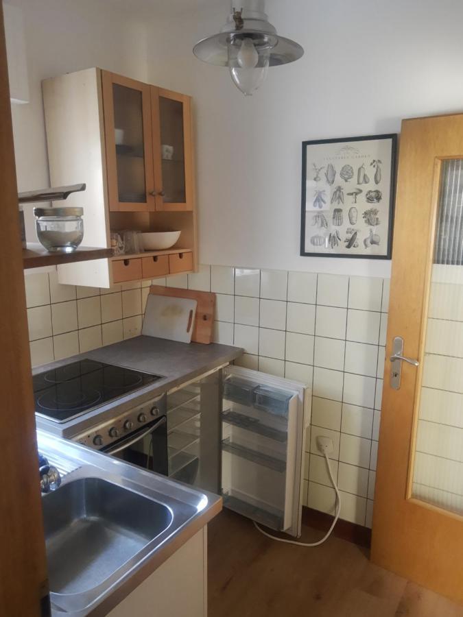 Gartenzimmer Mit Strassenbahn Zu Dom Und Messe ケルン エクステリア 写真