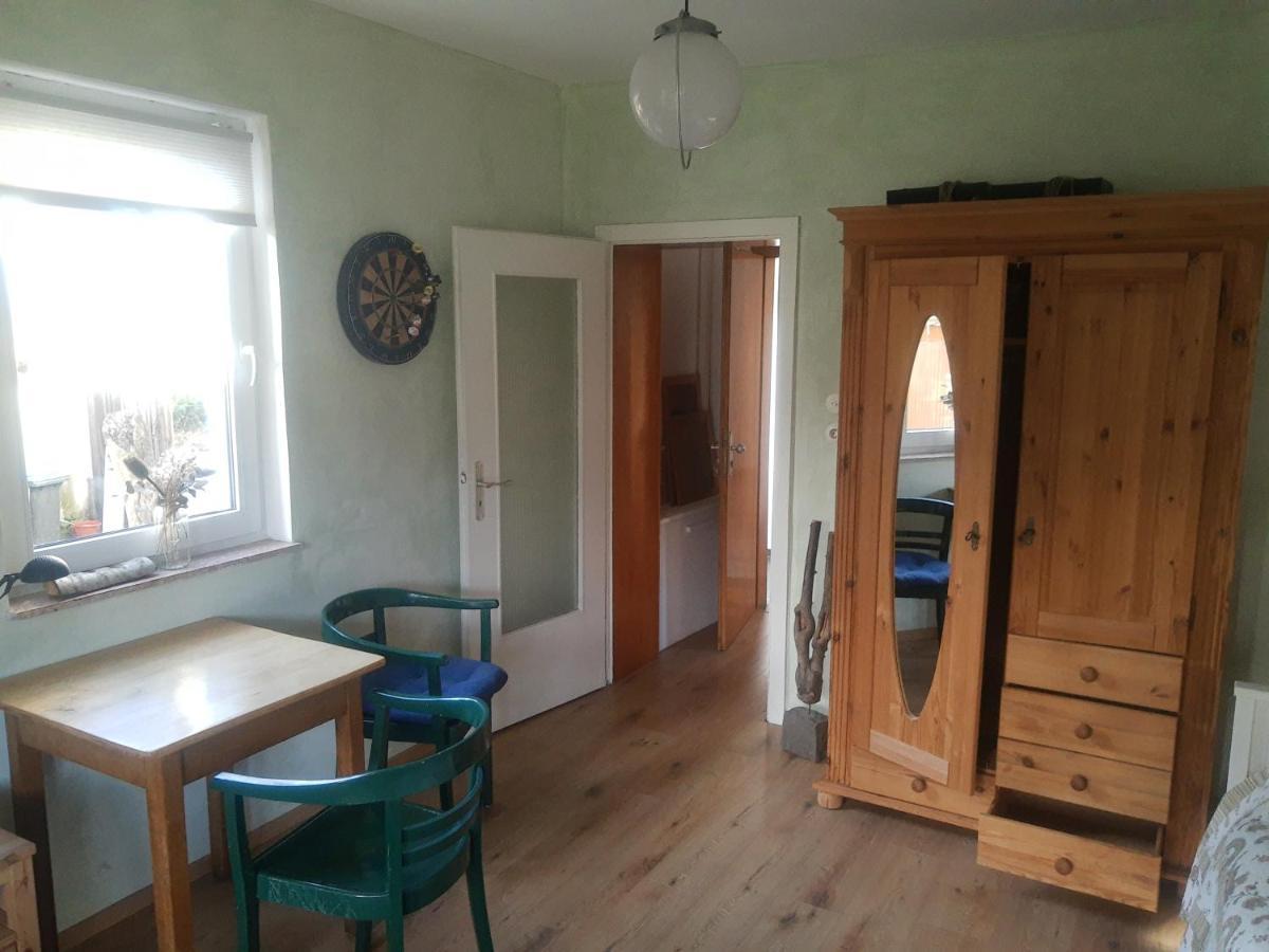 Gartenzimmer Mit Strassenbahn Zu Dom Und Messe ケルン エクステリア 写真